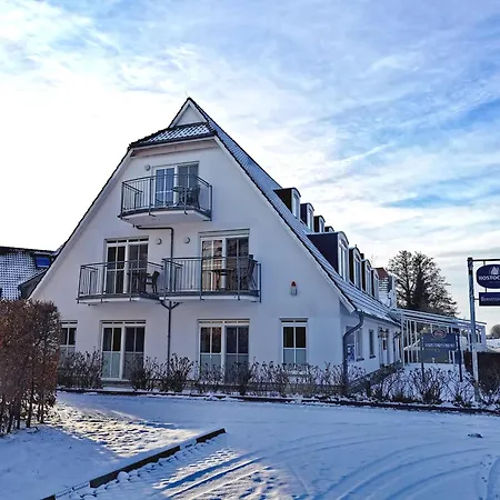 Bernsteinhaus In 1-raum-wohnung Nr 8 Mit West-balkon * Zingst